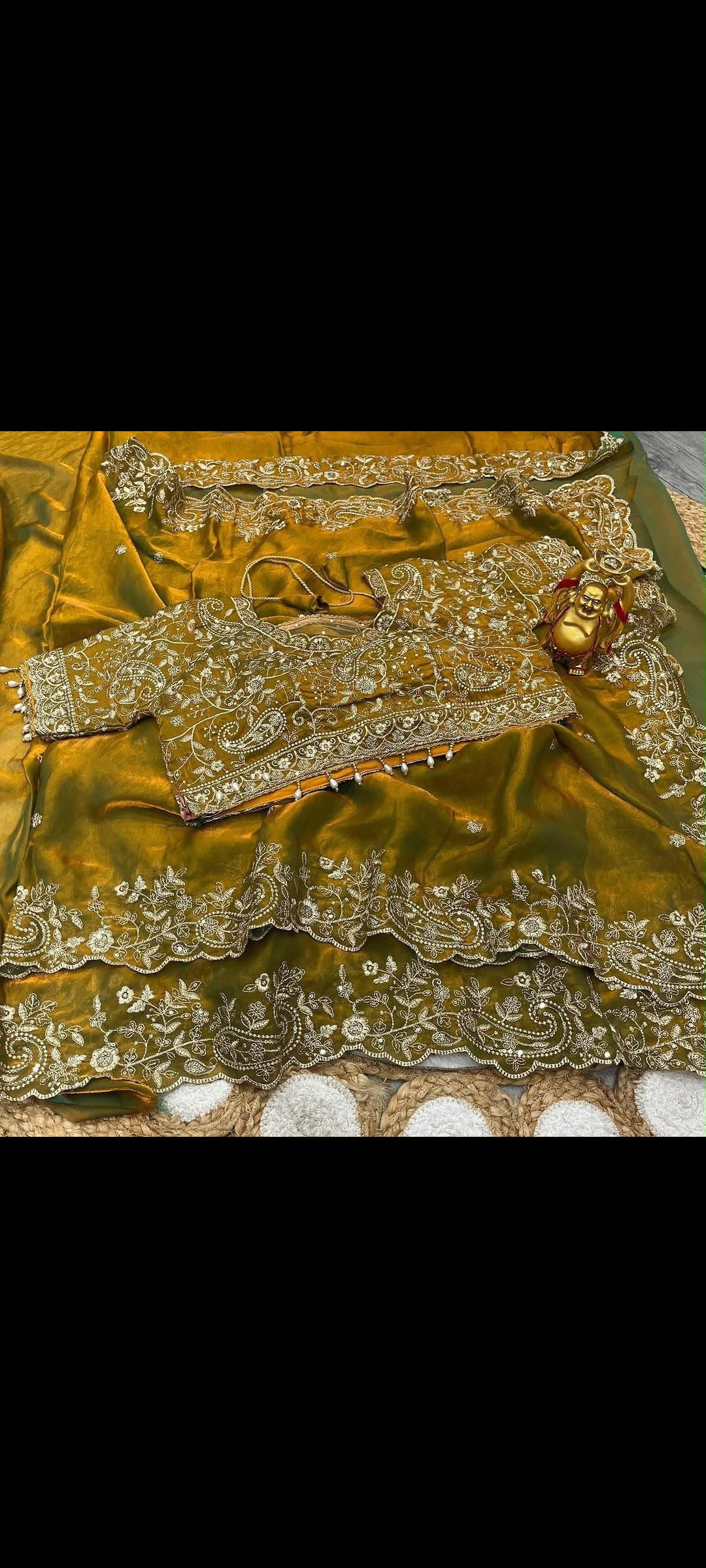 SAREES READY BLOUSE