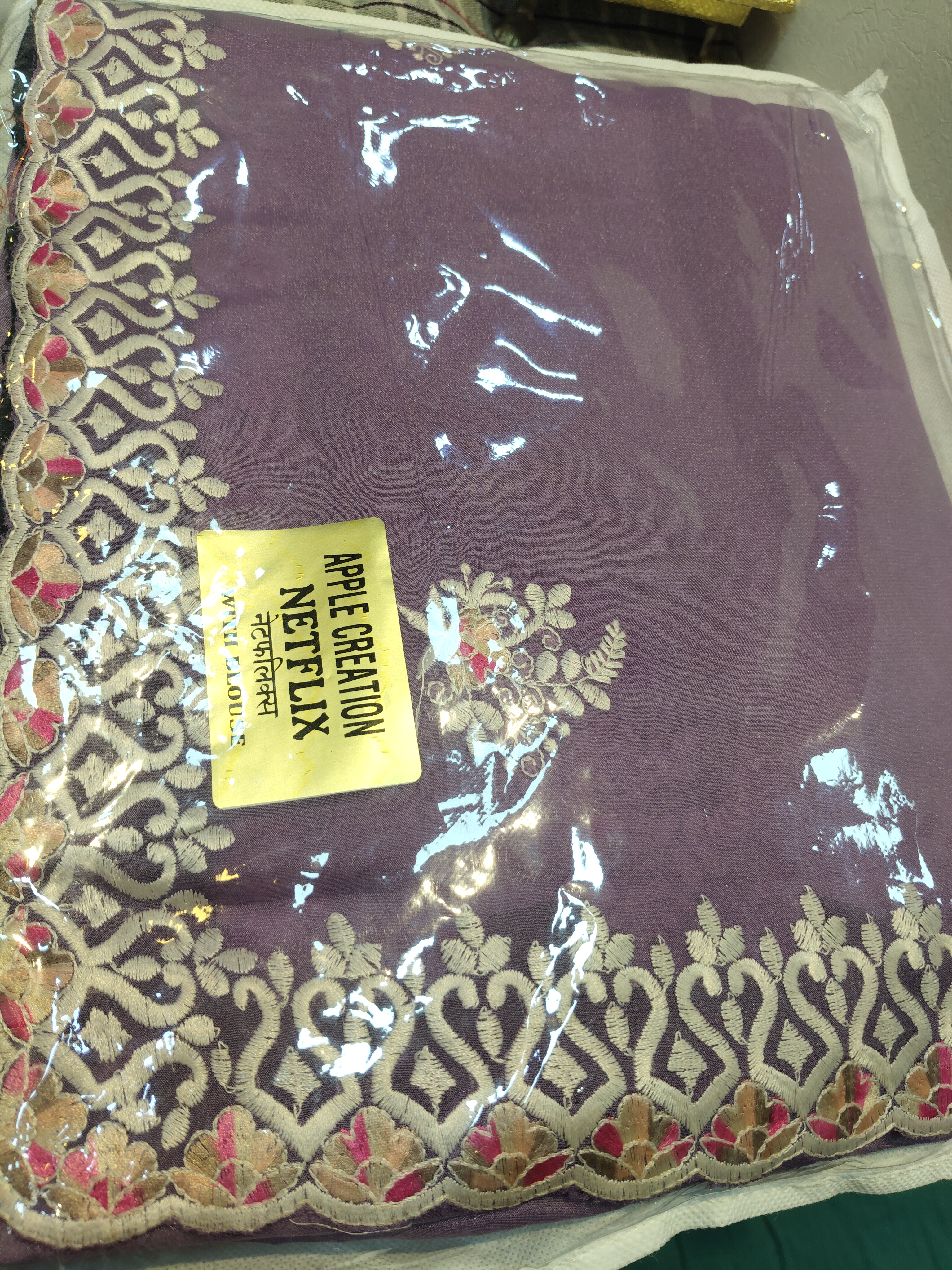SAREES NETFLIX EMB